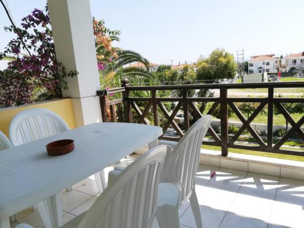 Melina Apartments Nikíti Kültér fotó