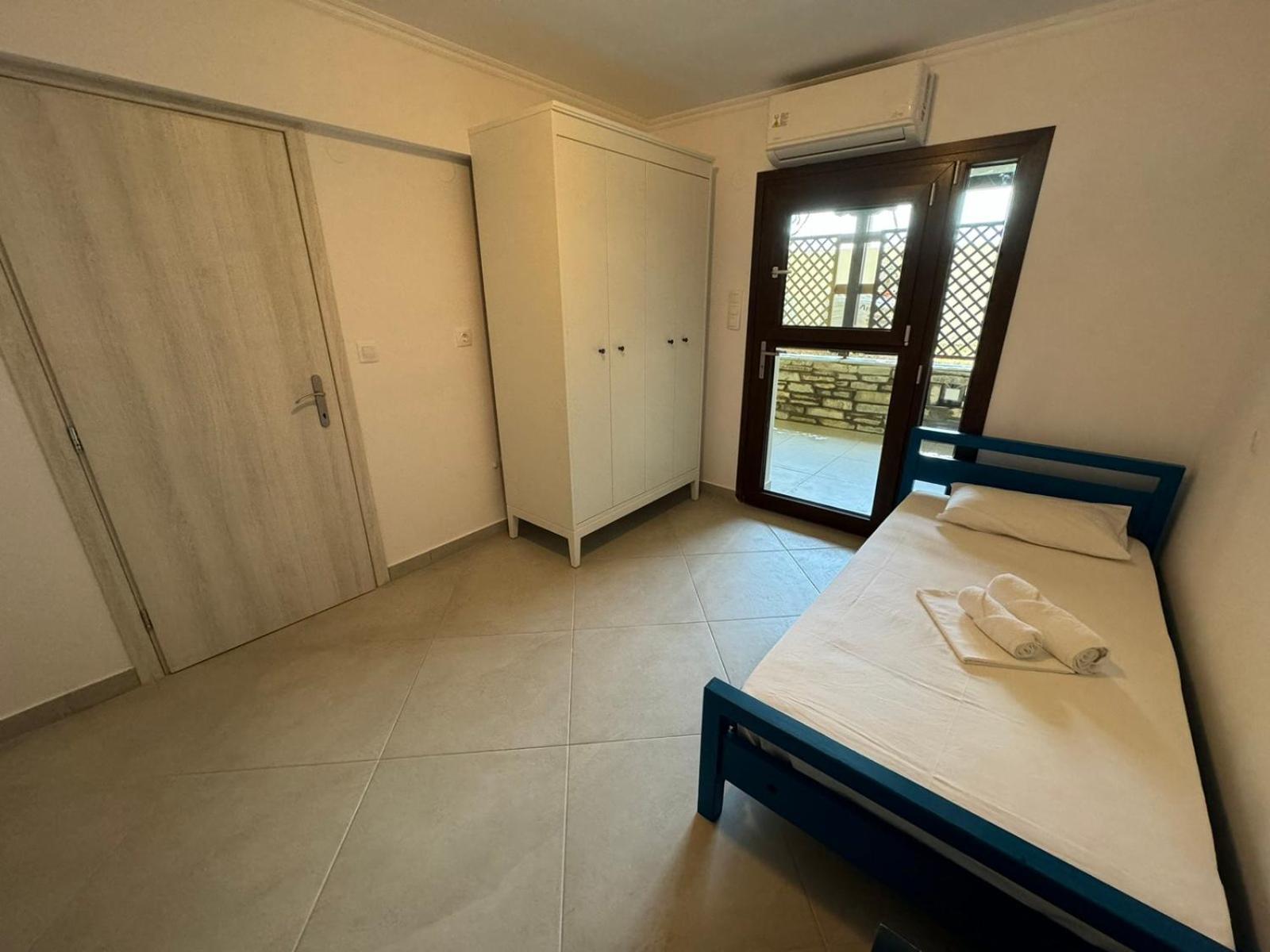 Melina Apartments Nikíti Kültér fotó