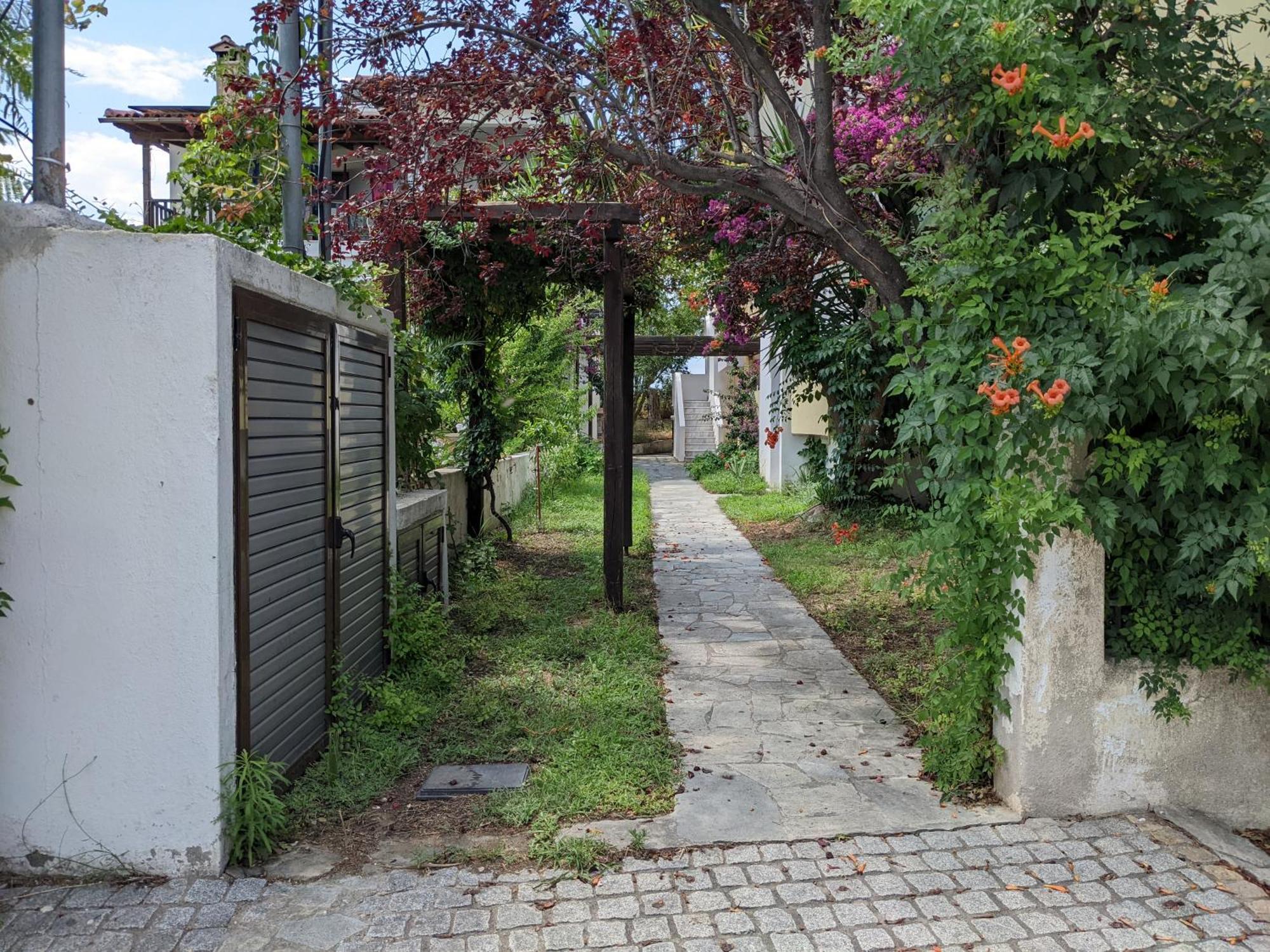 Melina Apartments Nikíti Kültér fotó